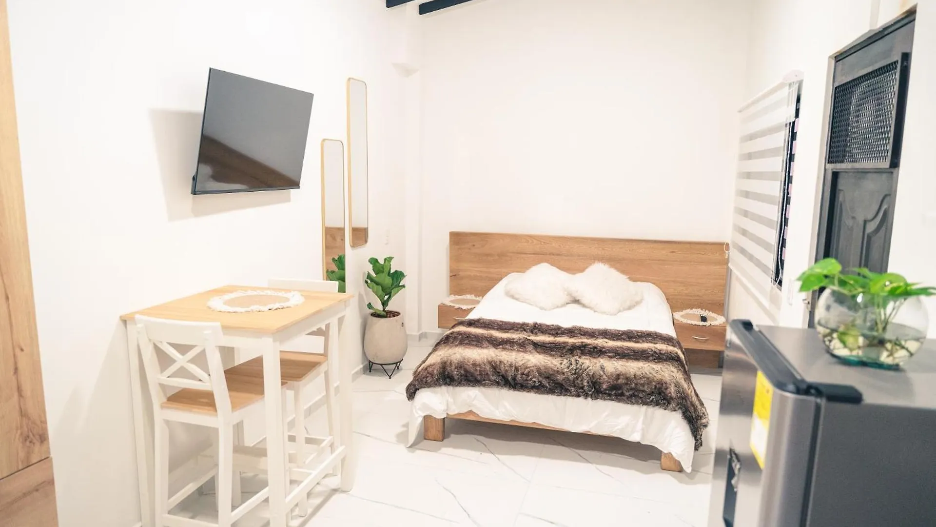 Aparta Estudio 202 - Casa Bendita Medellin 0*,